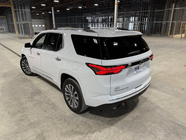 Used 2023 Chevrolet Traverse Premier image 44