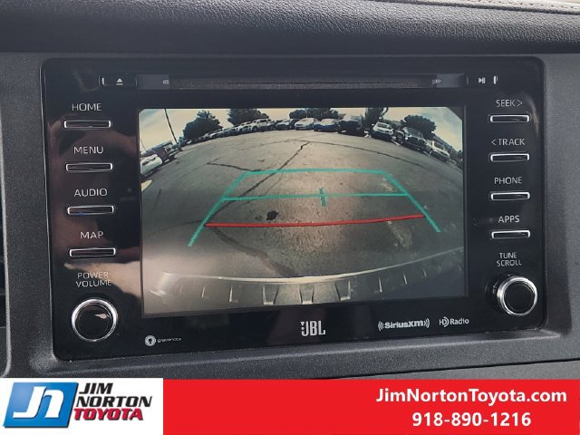 Used 2020 Toyota Sienna SE w/ SE Preferred Package FWD image 19