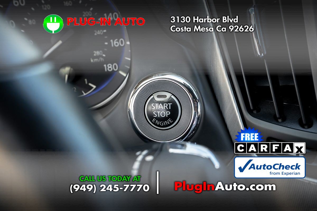 Used 2019 INFINITI Q60 3.0t Luxe RWD image 24