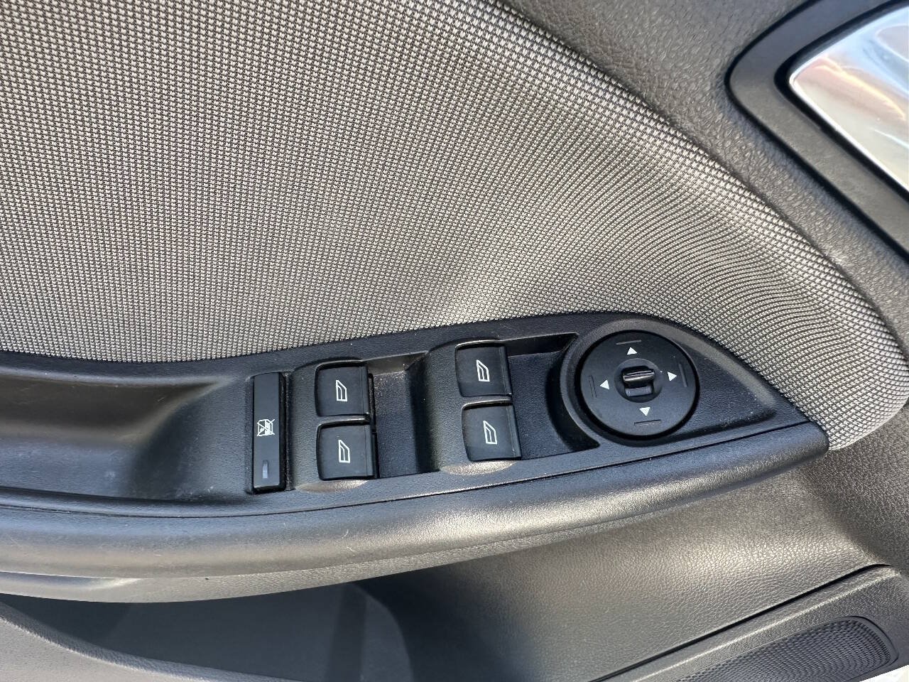 Used 2014 Ford Focus SE FWD image 17