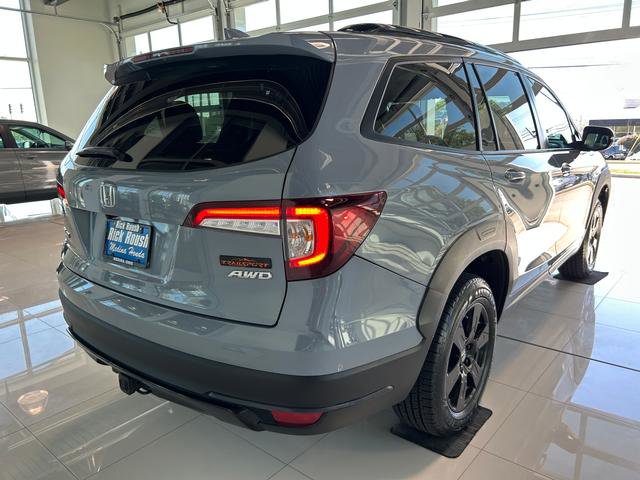 Used 2022 Honda Pilot TrailSport image 7