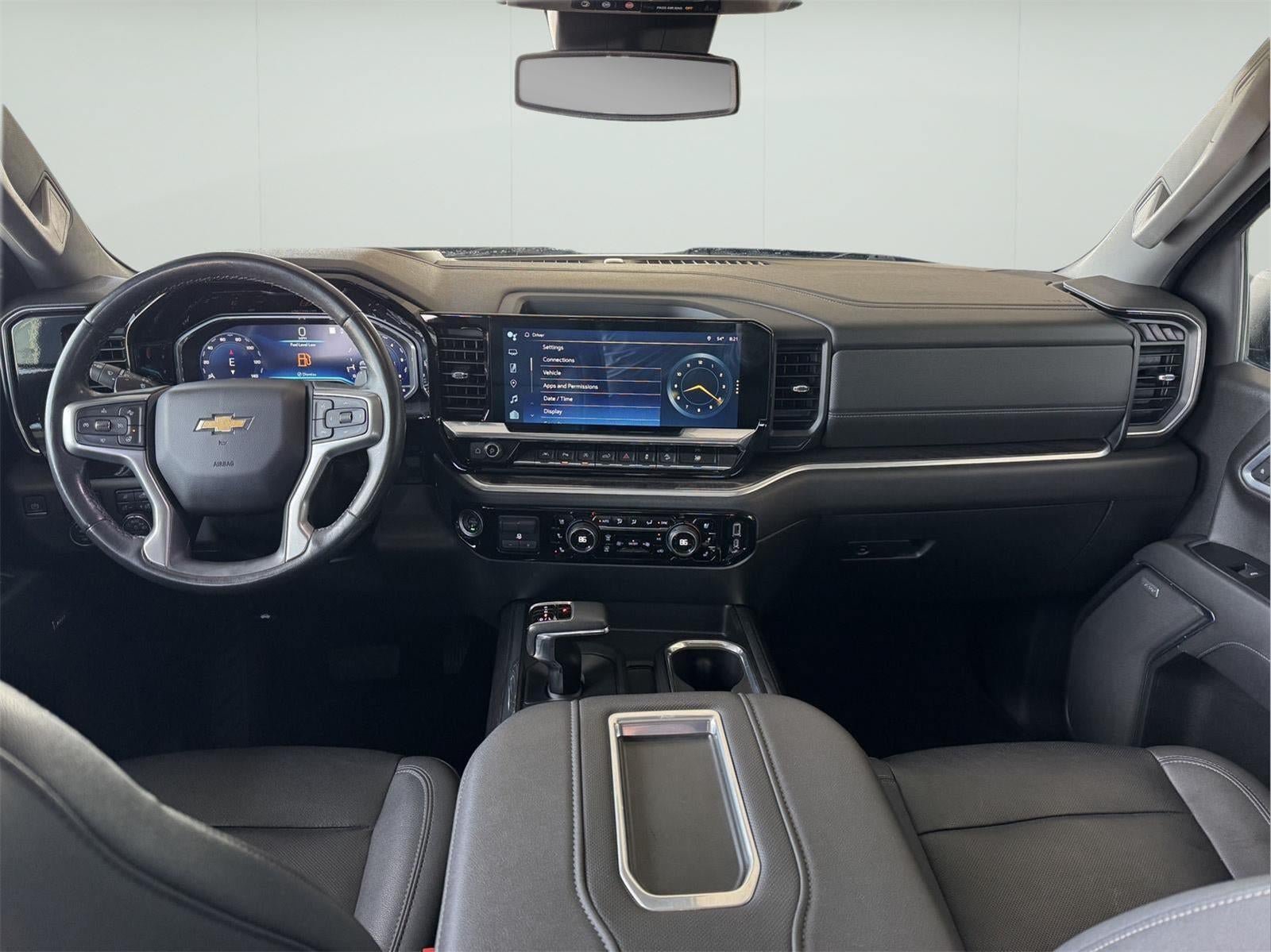 Used 2022 Chevrolet Silverado 1500 LTZ w/ LTZ Convenience Package II AWD/4WD image 13