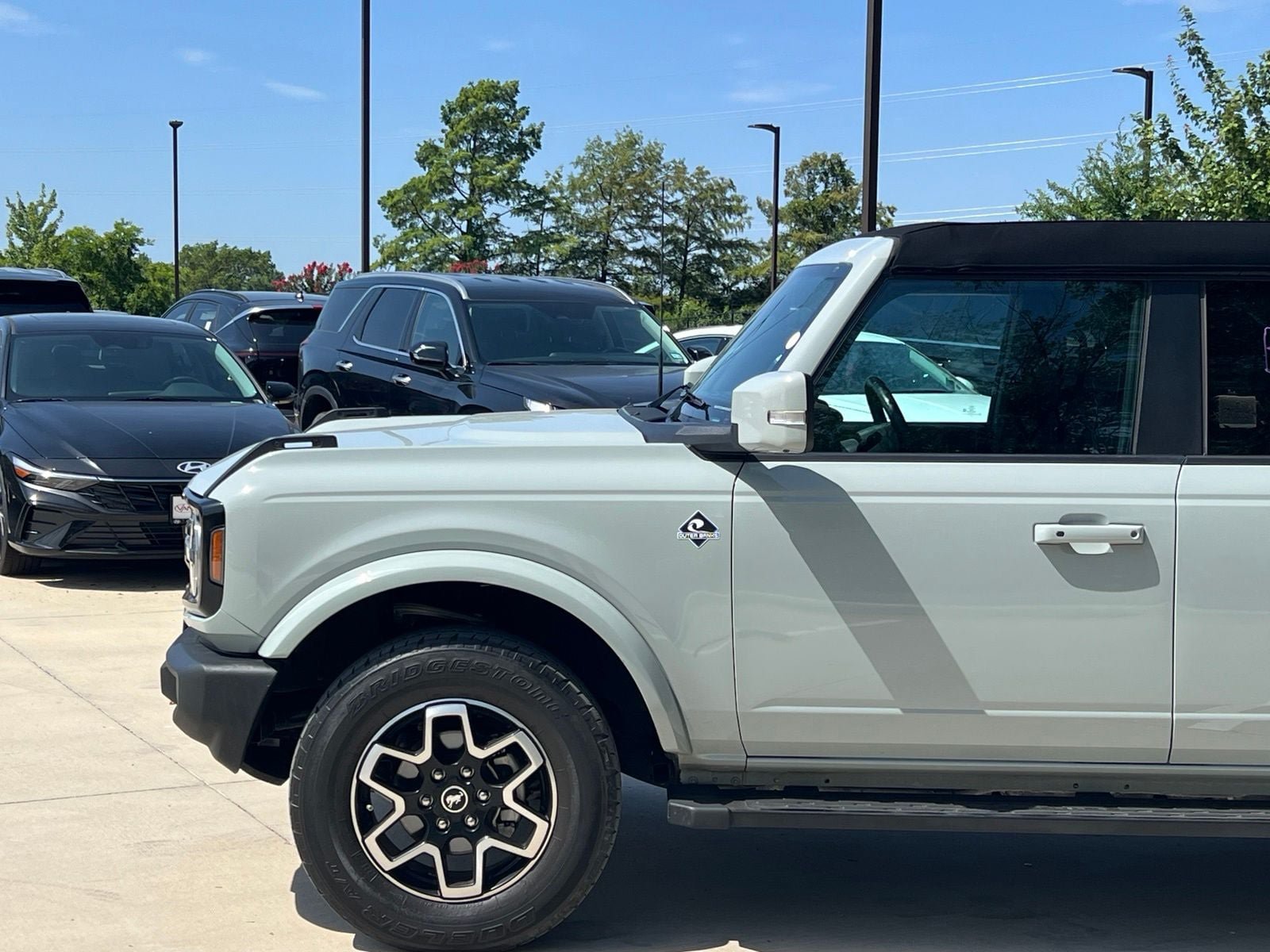 Used 2023 Ford Bronco Outer Banks AWD/4WD image 7
