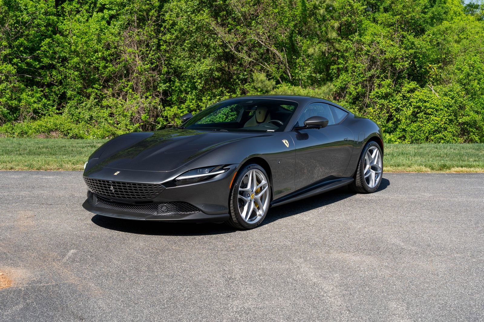 Certified 2024 Ferrari Roma RWD image 4