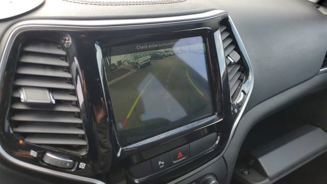 Certified 2020 Jeep Cherokee Limited w/ Trailer Tow Group image 19