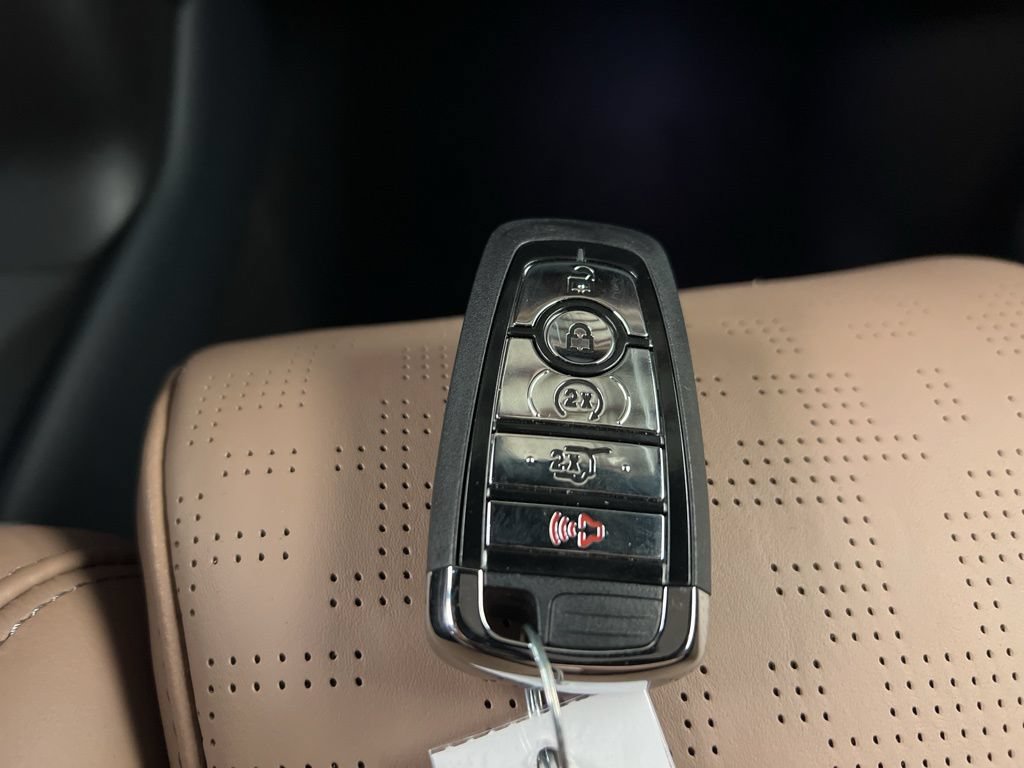 New 2025 Lincoln Navigator Black Label AWD/4WD image 50