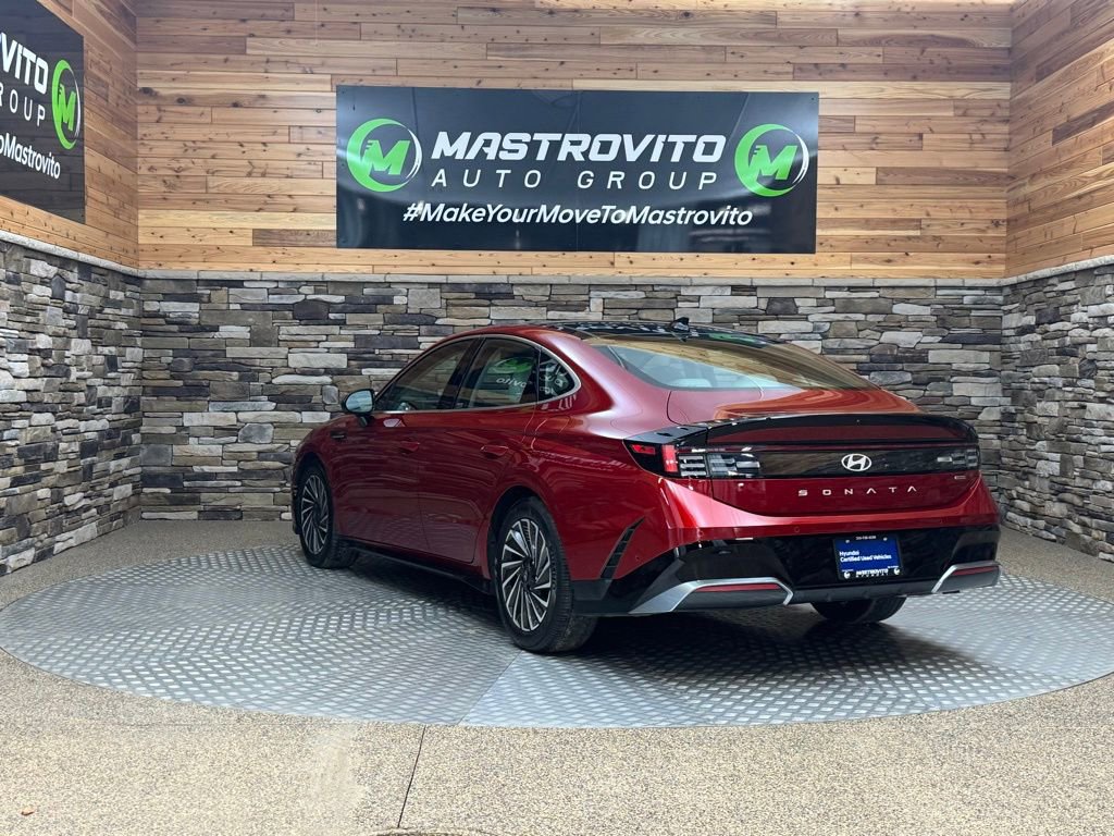 Used 2024 Hyundai Sonata Limited image 9