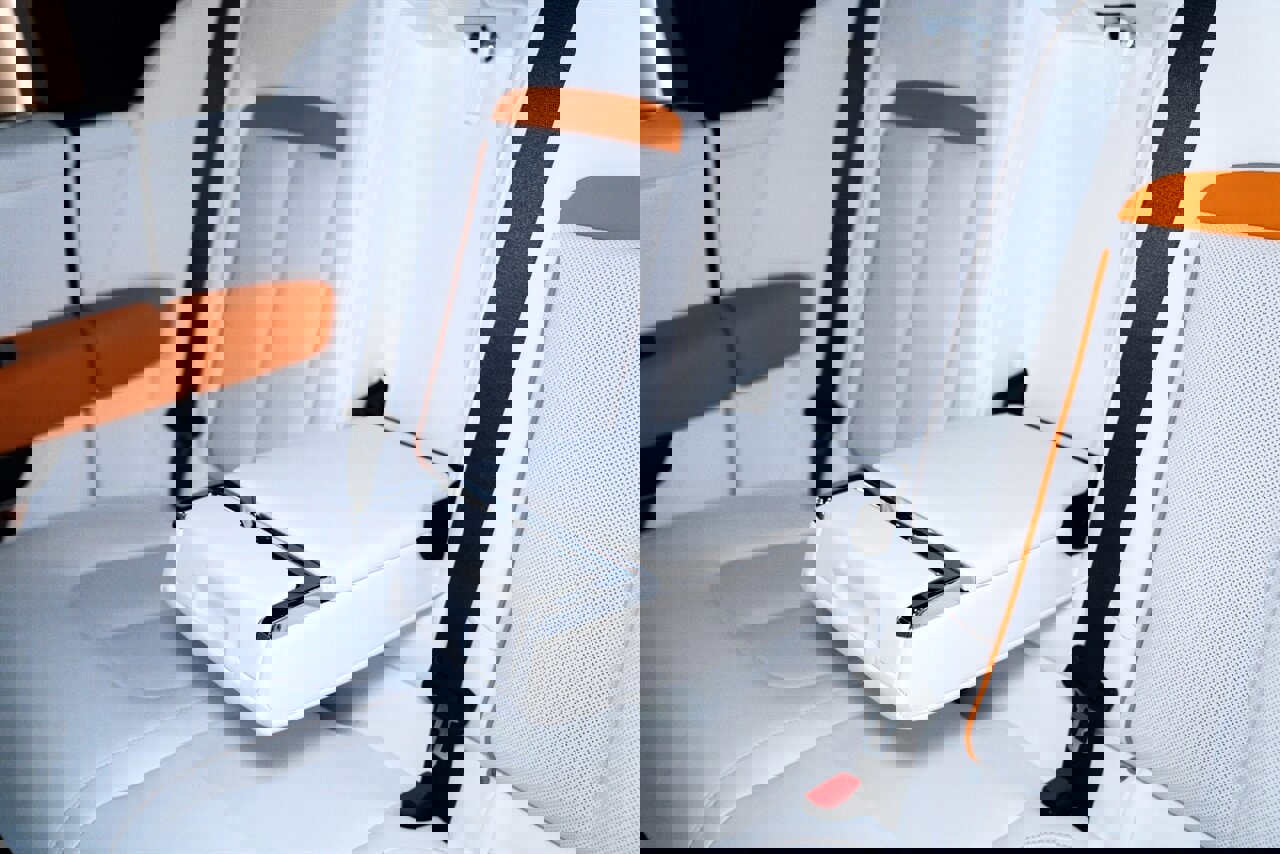 Used 2023 Rolls-Royce Cullinan w/ Cullinan Package image 11