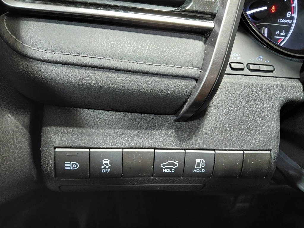 Used 2023 Toyota Camry SE image 34