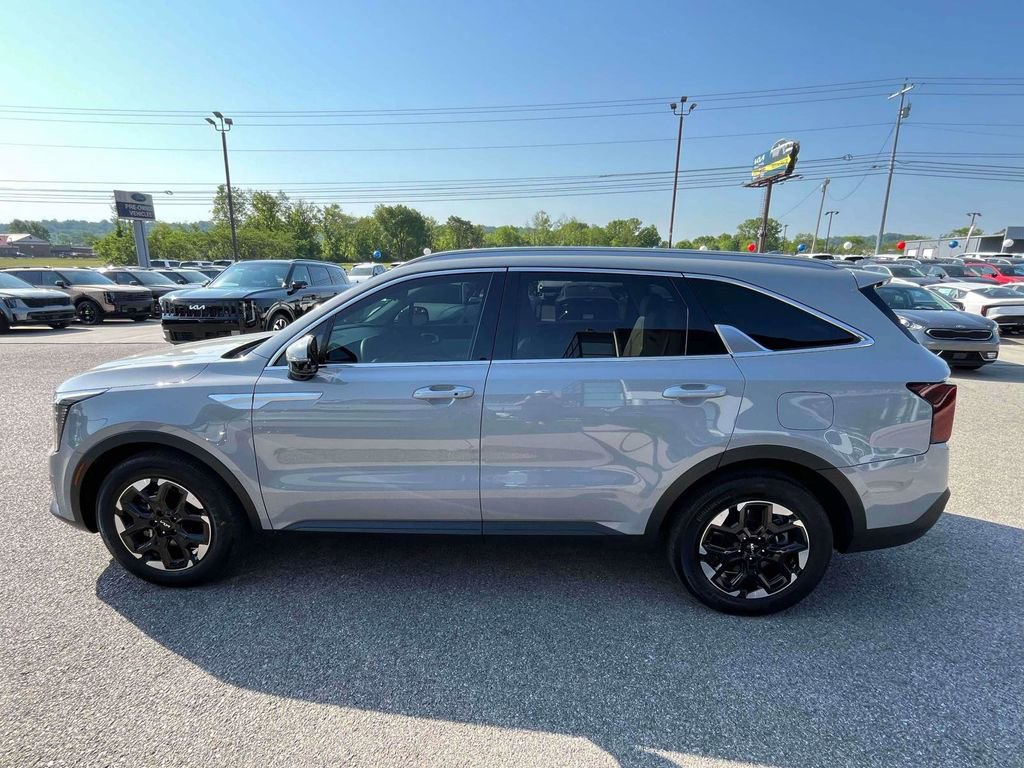 Used 2025 Kia Sorento S w/ Panoramic Sunroof Package FWD image 30