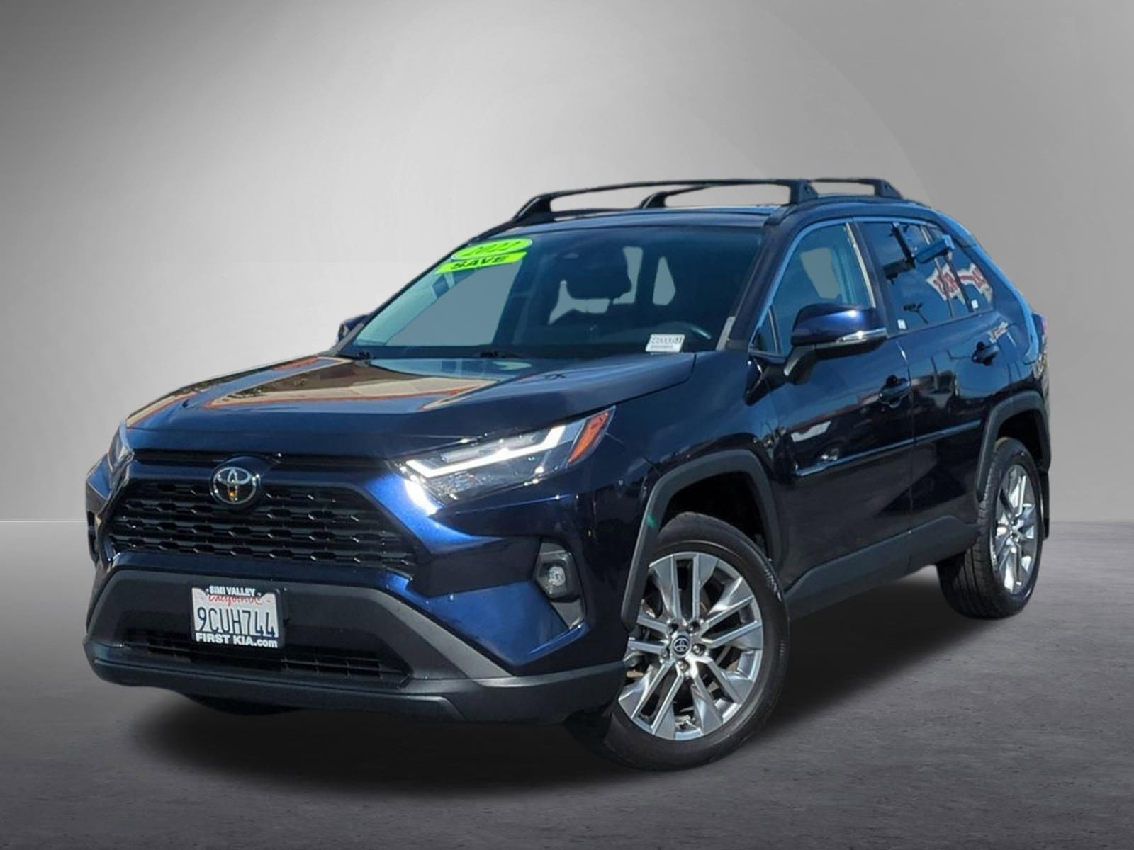 Used 2022 Toyota RAV4 XLE Premium image 1