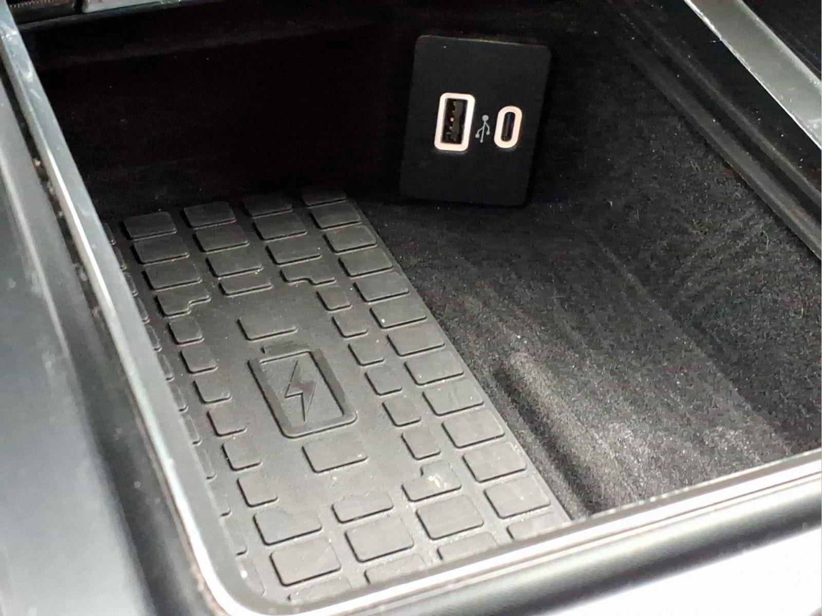 Used 2024 Lincoln Corsair AWD w/ Equipment Group 101A image 21