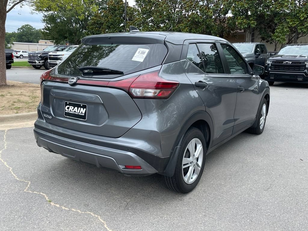 Used 2024 Nissan Kicks S FWD image 8