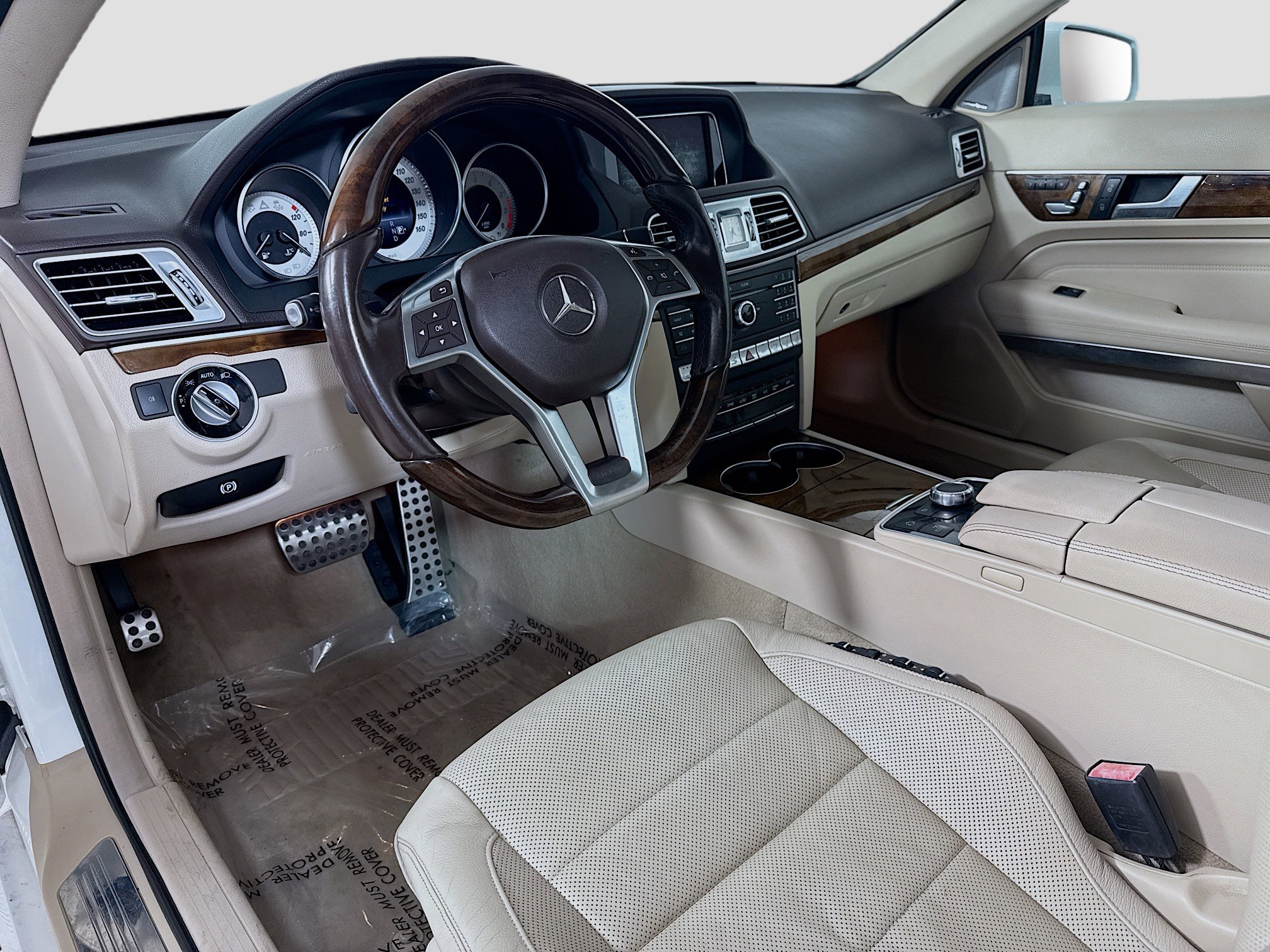 Used 2016 Mercedes-Benz E 400 Cabriolet image 23