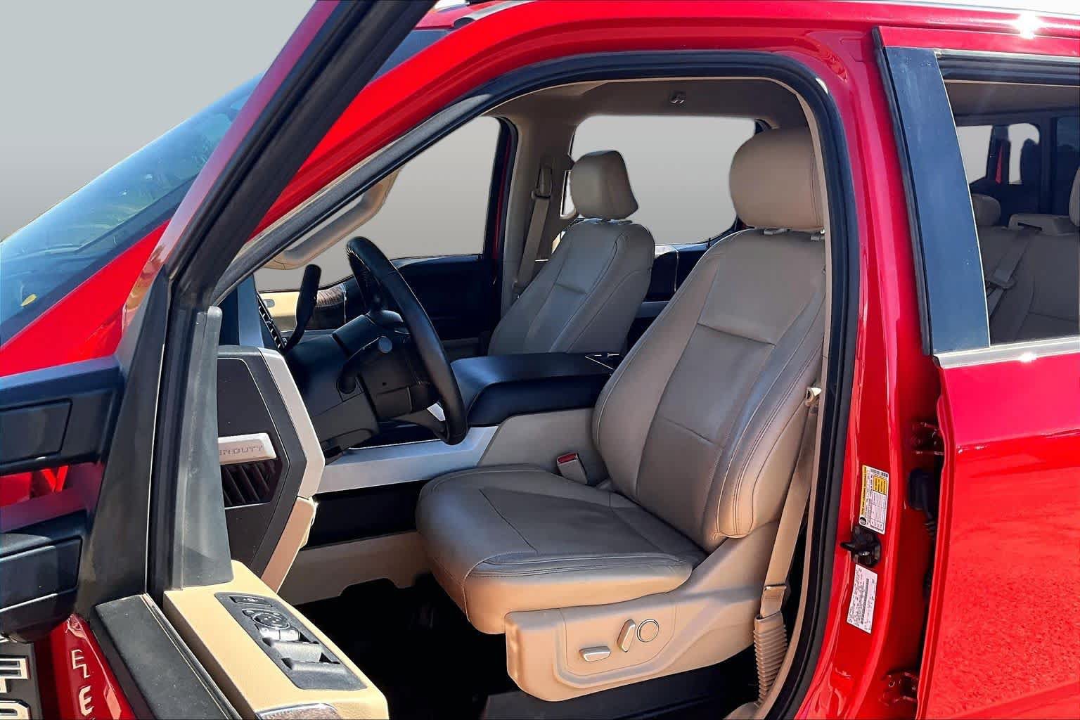 Used 2017 Ford F350 Lariat w/ Chrome Package AWD/4WD image 8