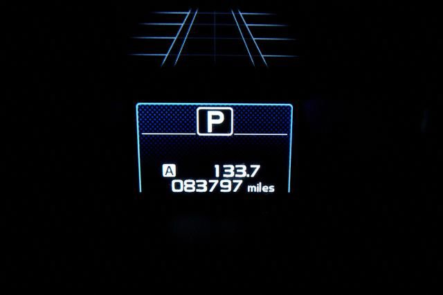 Used 2017 Subaru Outback 2.5i Limited image 5