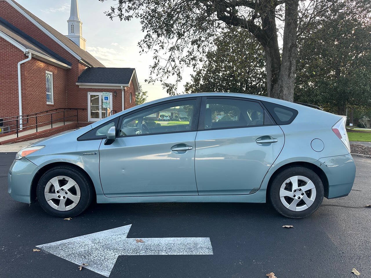 Used 2012 Toyota Prius Two FWD image 9