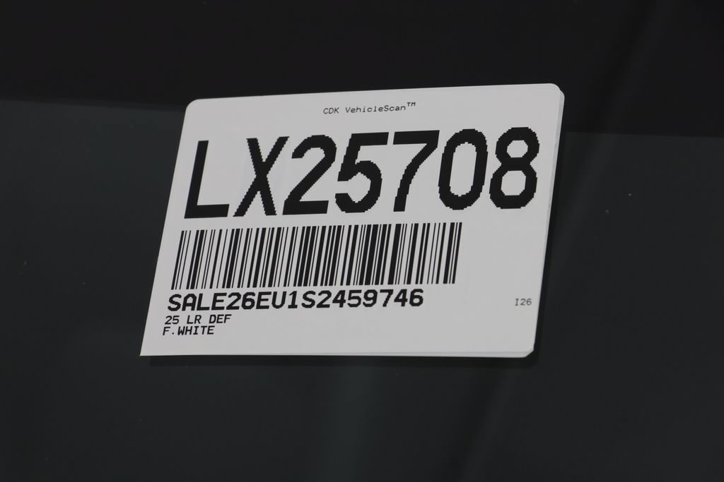 Certified 2025 Land Rover Defender 90 X-Dynamic SE AWD/4WD image 26