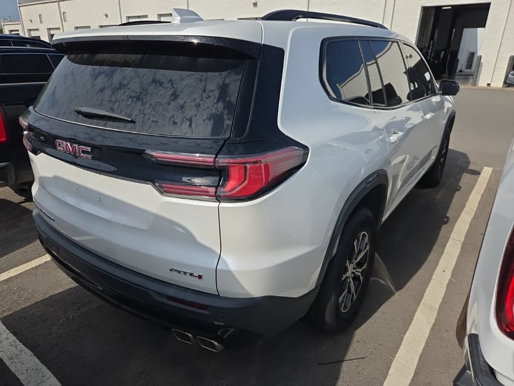 Used 2025 GMC Acadia AT4 AWD/4WD image 6