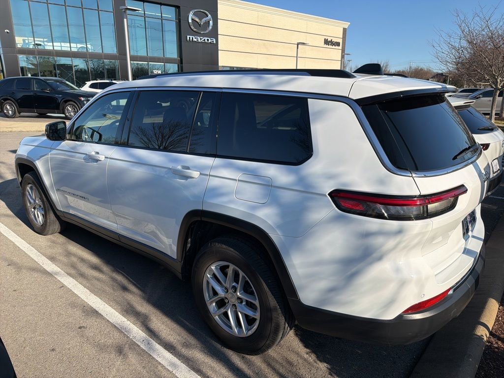 Used 2023 Jeep Grand Cherokee L Laredo image 31