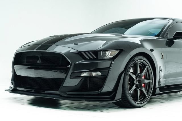 Used 2020 Ford Mustang Shelby GT500 w/ Carbon Fiber Track Pack RWD image 10
