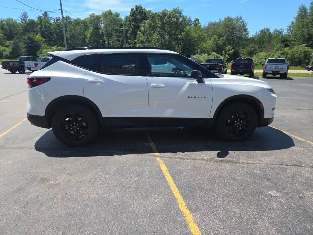 Used 2023 Chevrolet Blazer LT w/ Convenience Package AWD/4WD image 4