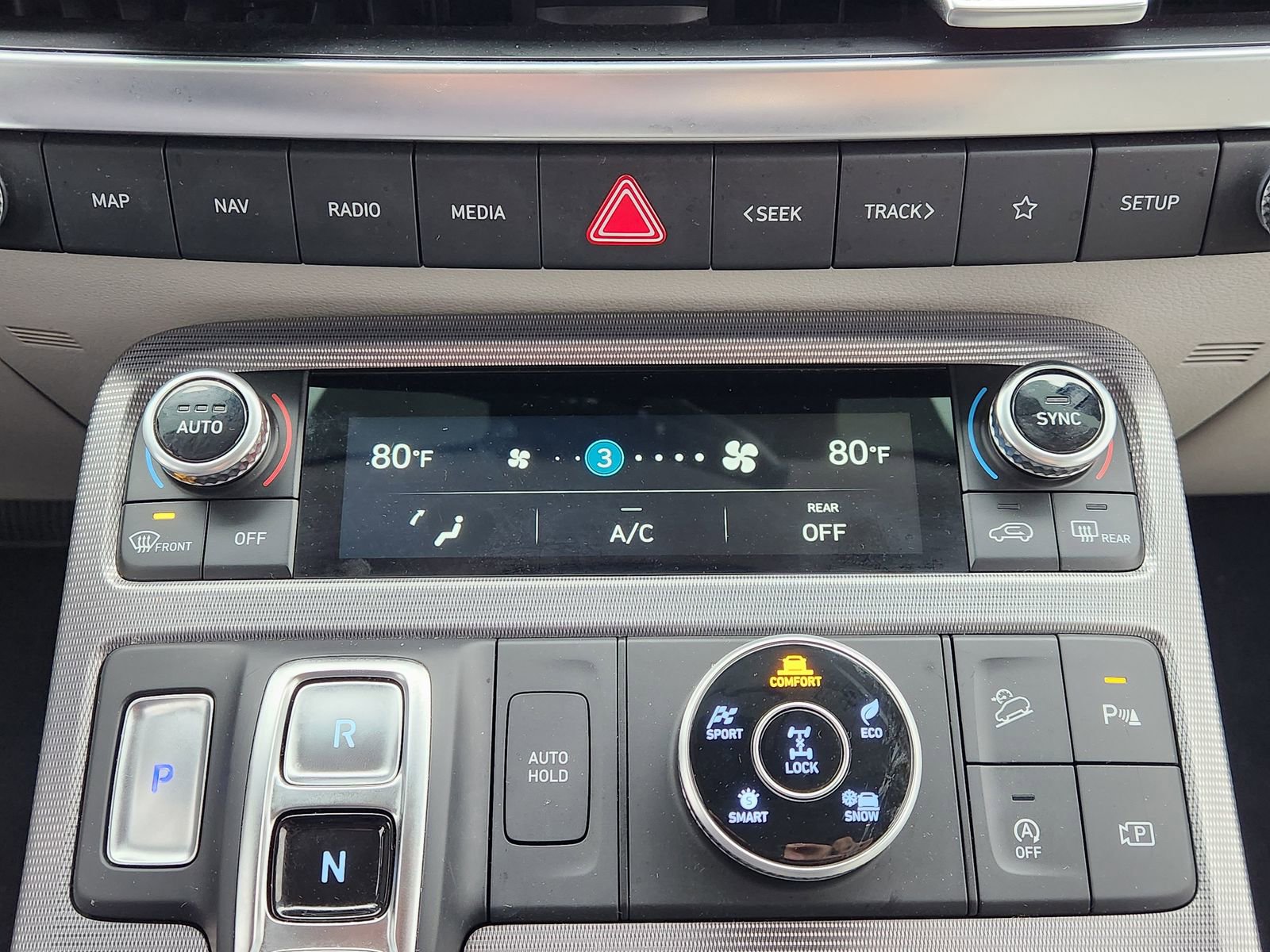 Used 2023 Hyundai Palisade Calligraphy image 23