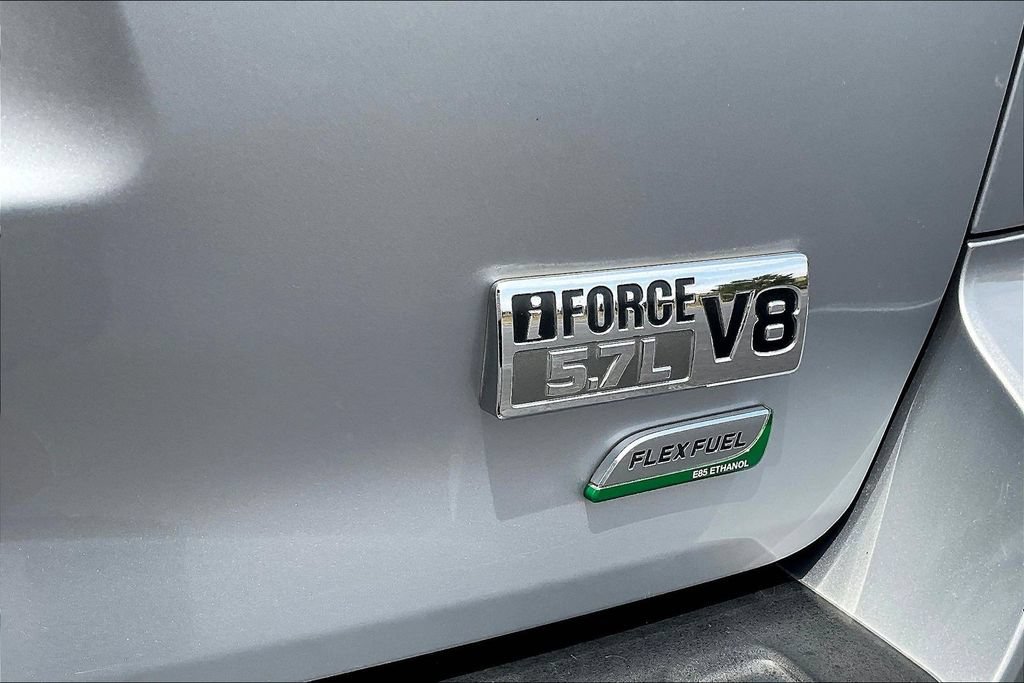 Used 2014 Toyota Sequoia Limited AWD/4WD image 24