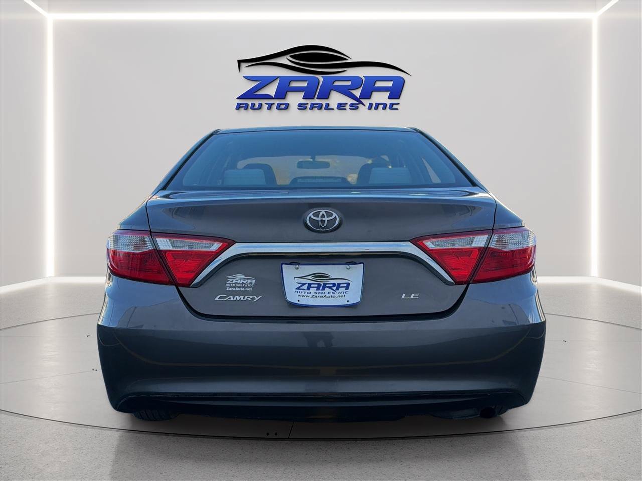 Used 2015 Toyota Camry LE FWD image 6