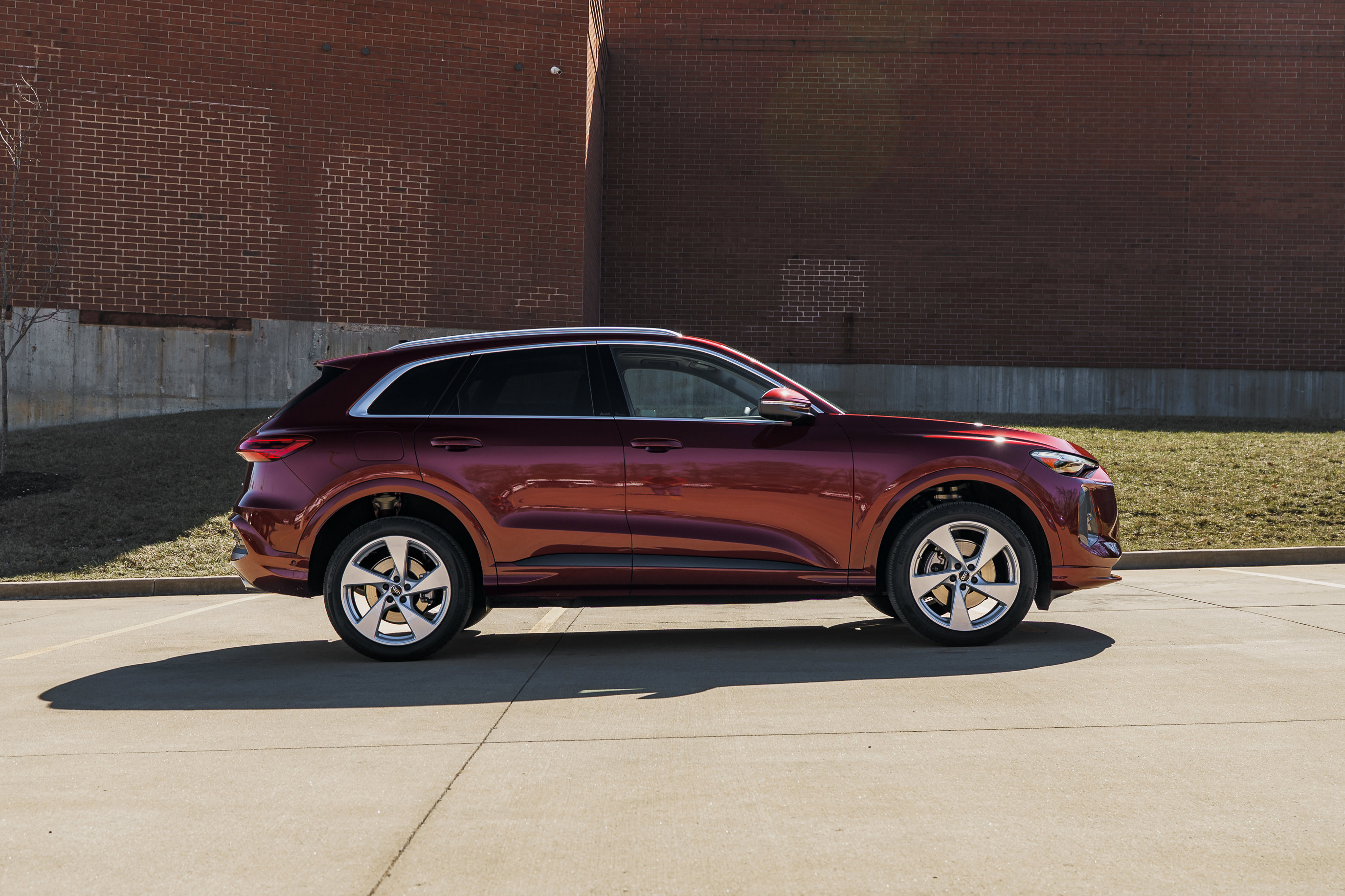 Certified 2025 Audi Q5 Premium Plus w/ Premium Plus image 3