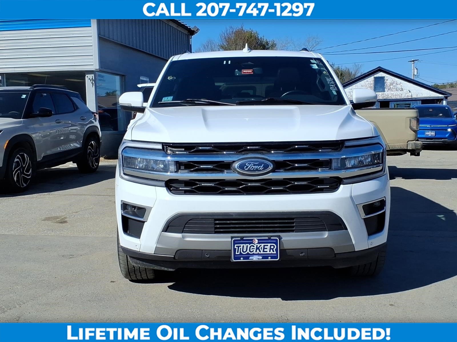 Used 2024 Ford Expedition Limited image 2