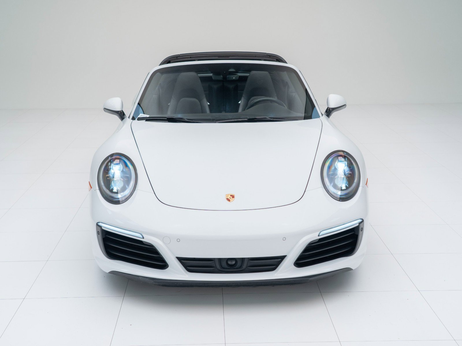 Certified 2019 Porsche 911 Targa 4S AWD/4WD image 6