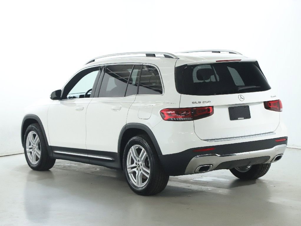 Used 2023 Mercedes-Benz GLB 250 4MATIC image 41