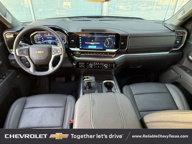 Used 2025 Chevrolet Silverado 1500 LTZ AWD/4WD image 12
