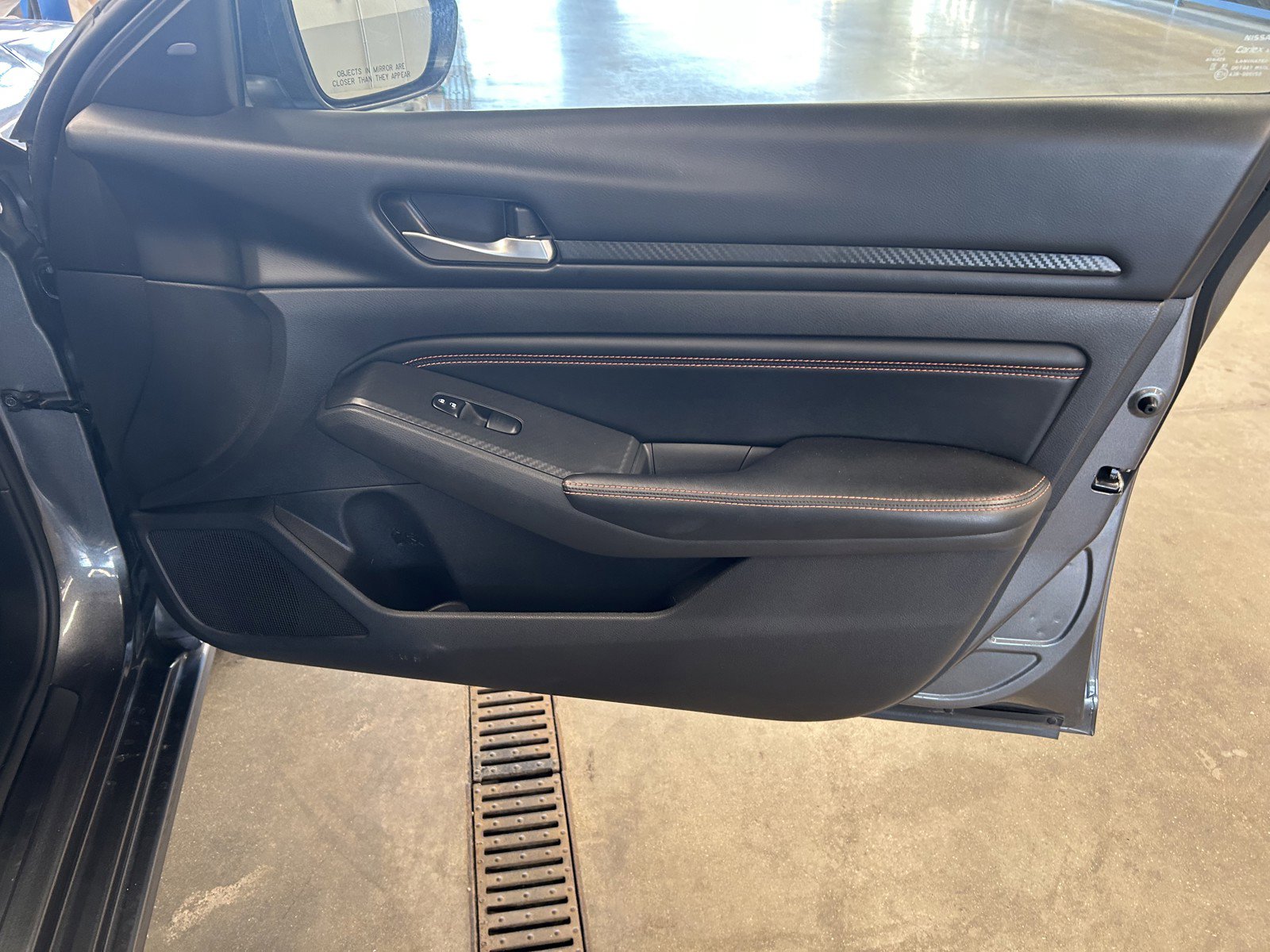 Used 2022 Nissan Altima 2.5 SR w/ Midnight Edition Package image 18