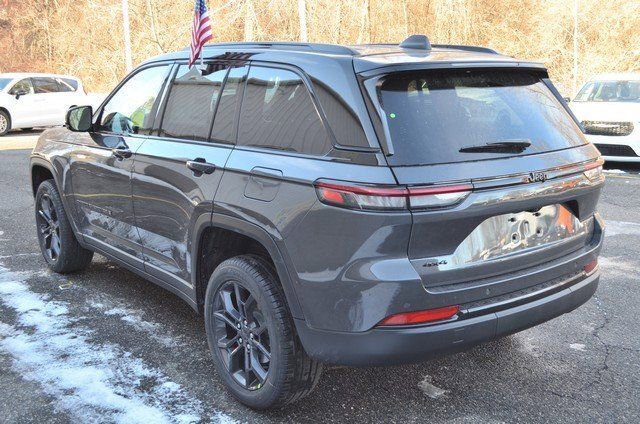 New 2025 Jeep Grand Cherokee Limited image 6