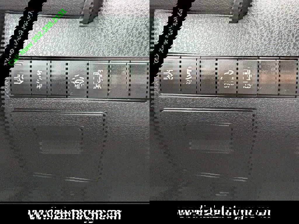 Used 2024 Toyota Camry SE image 22