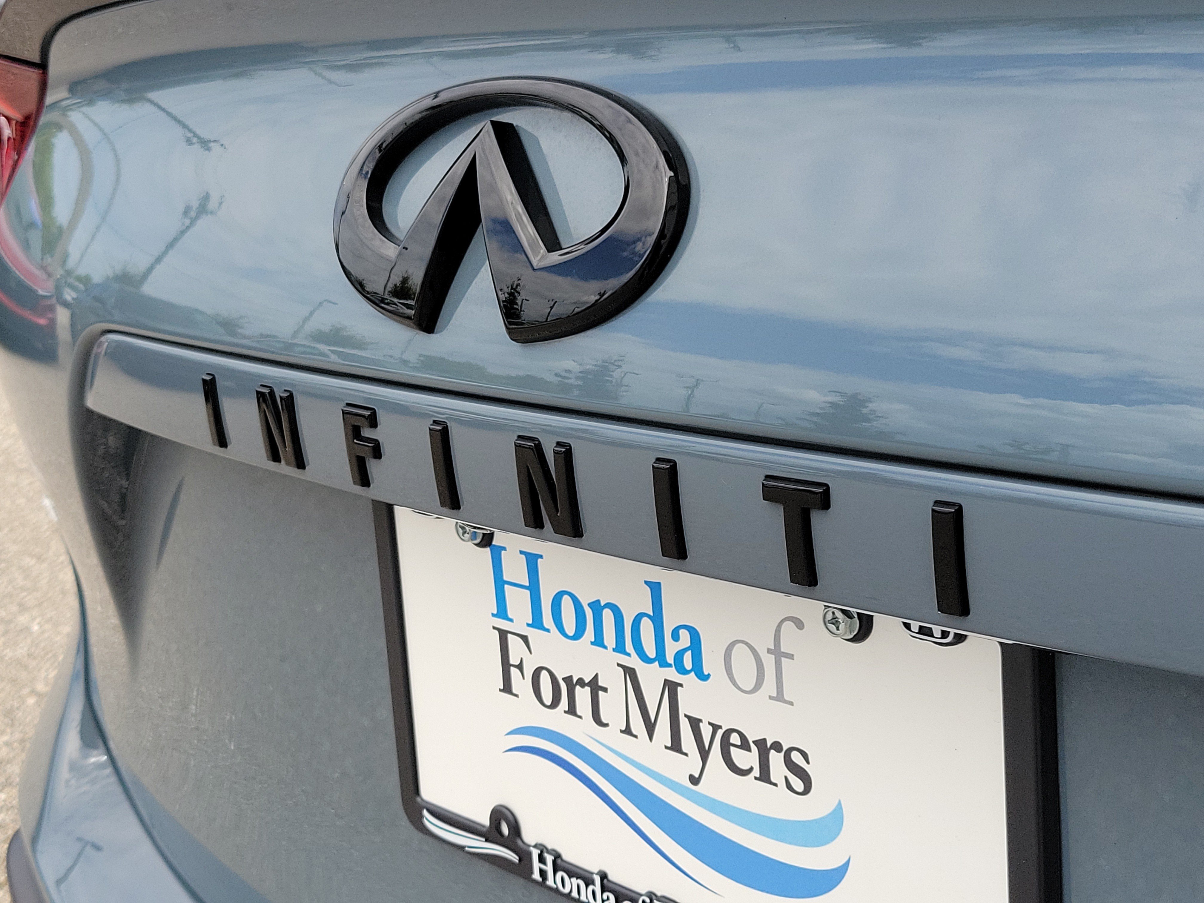 Used 2023 INFINITI QX50 Sport w/ Cargo Package FWD image 8