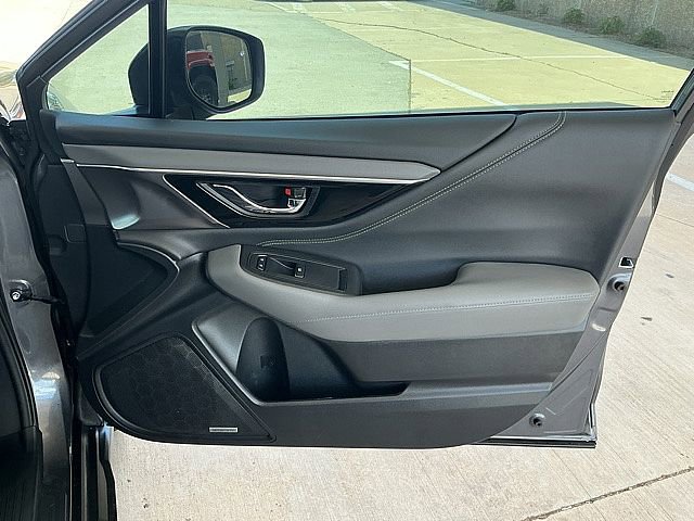 Used 2024 Subaru Outback Onyx Edition image 9