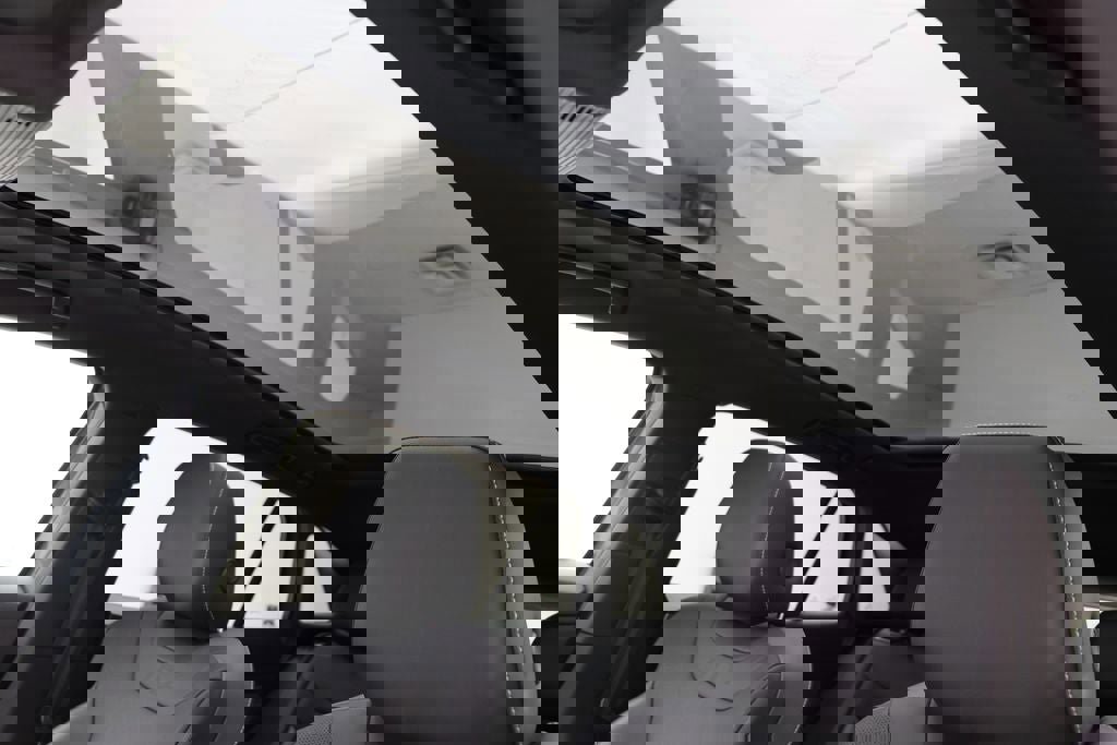 Used 2023 Volkswagen ID.4 Pro S AWD/4WD image 17