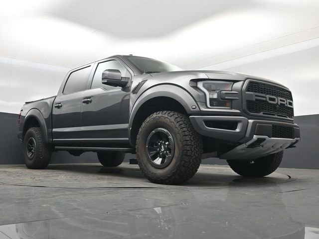 Used 2018 Ford F150 Raptor w/ Equipment Group 802A Luxury image 32