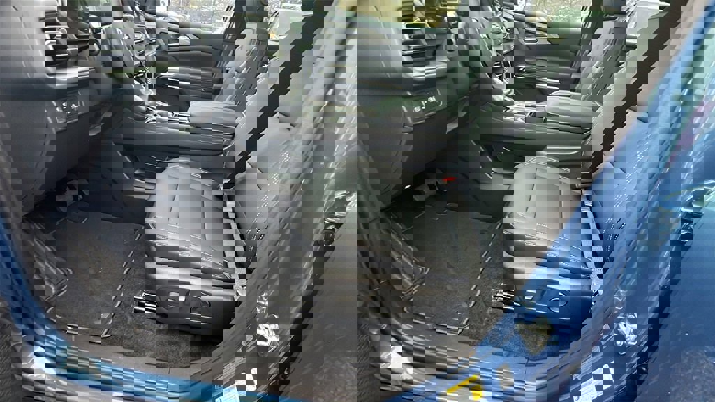 New 2026 Chevrolet Traverse LT w/ Sun and Wheel Package image 13