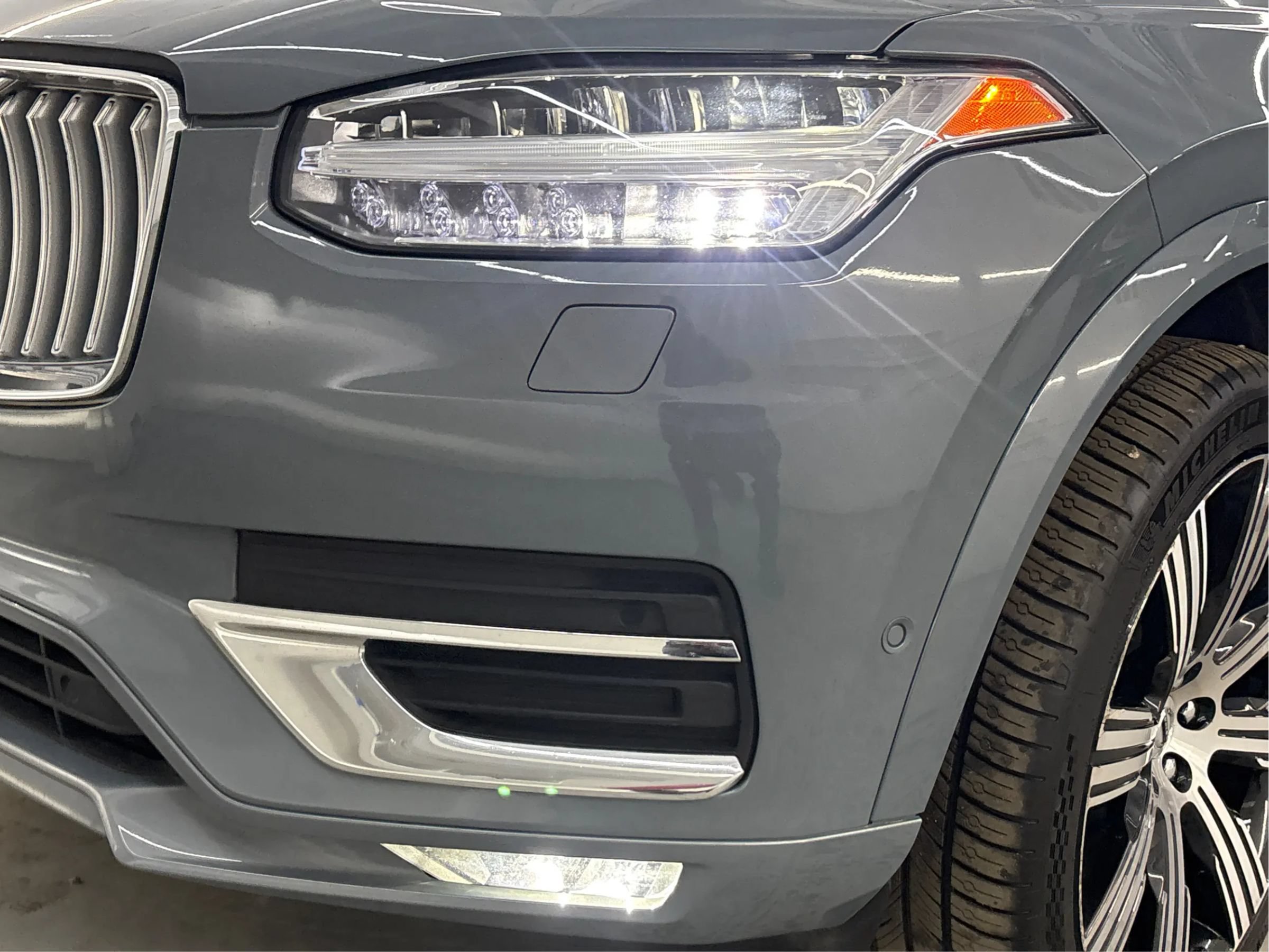 Used 2023 Volvo XC90 B6 Ultimate AWD/4WD image 32