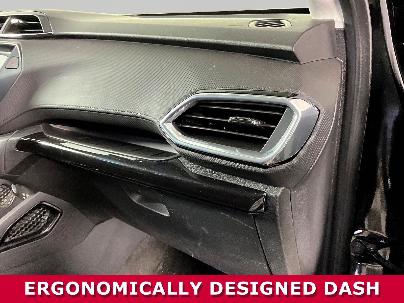 Used 2023 Chevrolet TrailBlazer LT AWD/4WD image 23