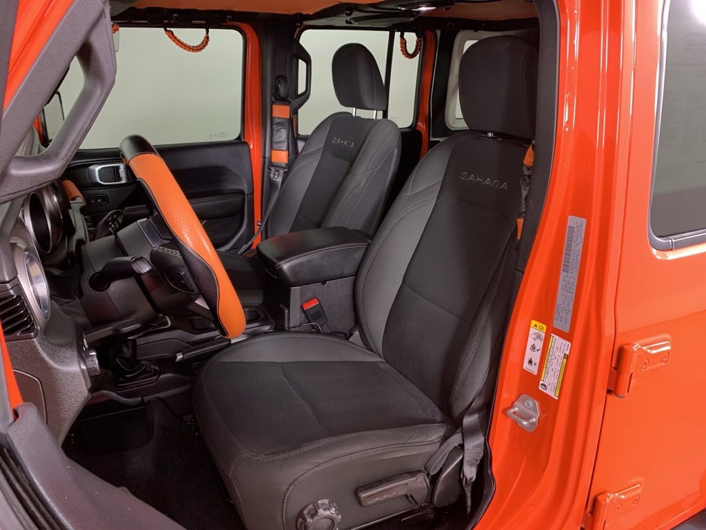 Used 2018 Jeep Wrangler Unlimited Sahara image 27