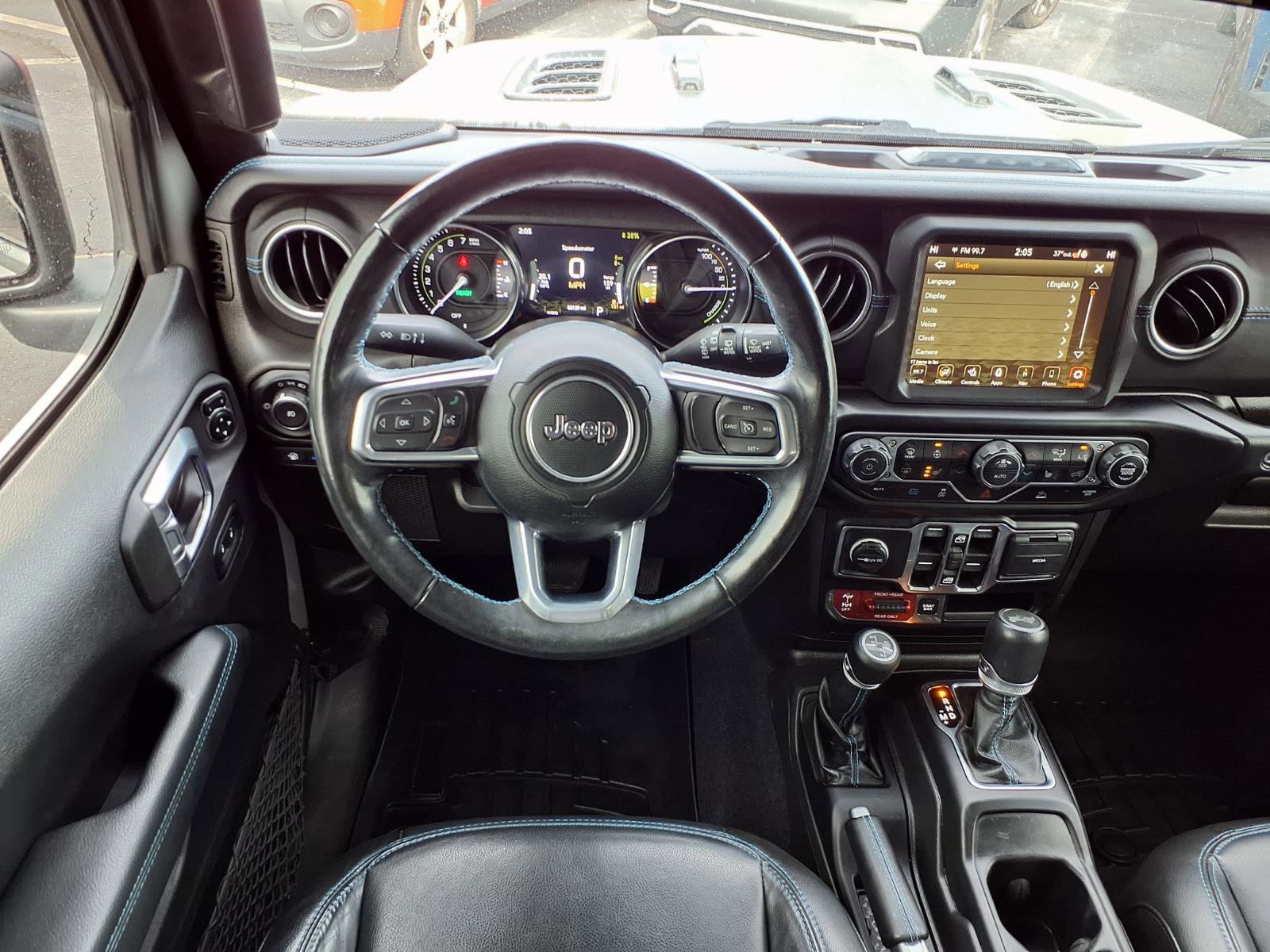 Used 2022 Jeep Wrangler Unlimited Rubicon 4xe w/ Cold Weather Group image 13