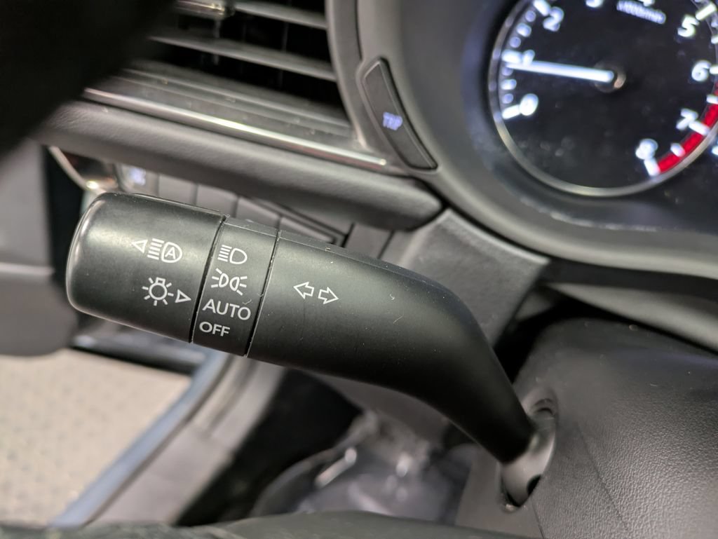 Used 2023 MAZDA CX-30 AWD 2.5 S w/ Preferred Package image 18