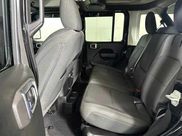 Used 2023 Jeep Wrangler Unlimited w/ Cold Weather Group image 26