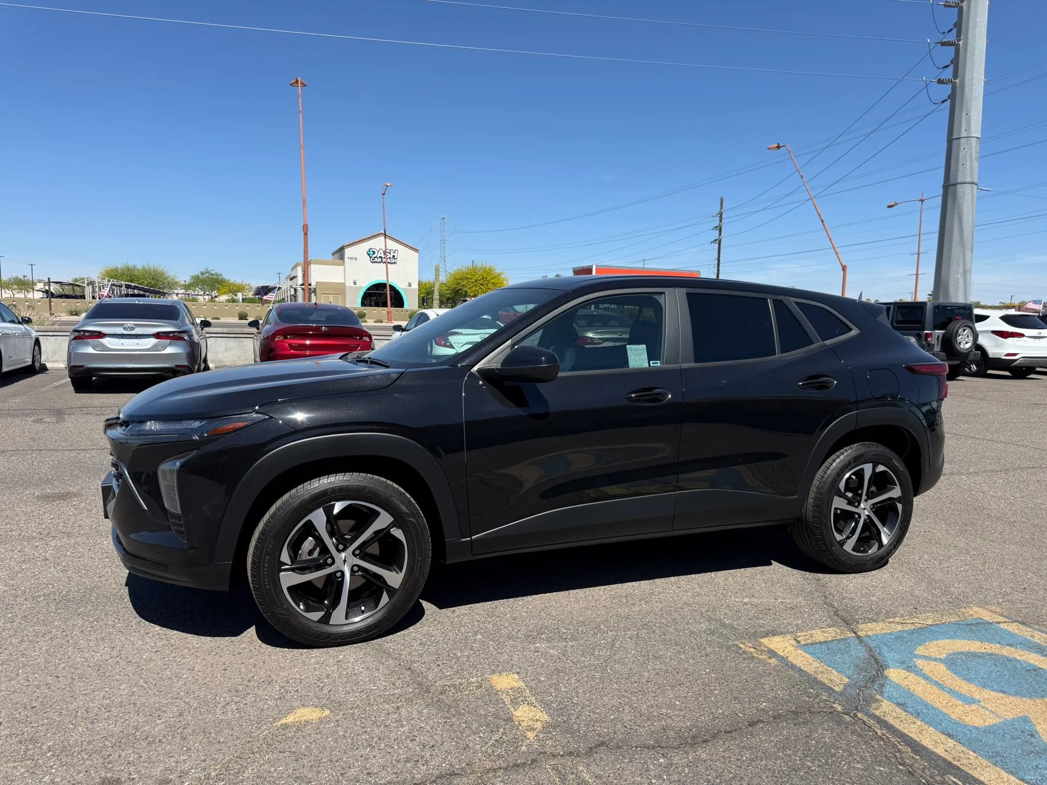 Used 2024 Chevrolet Trax RS FWD image 5