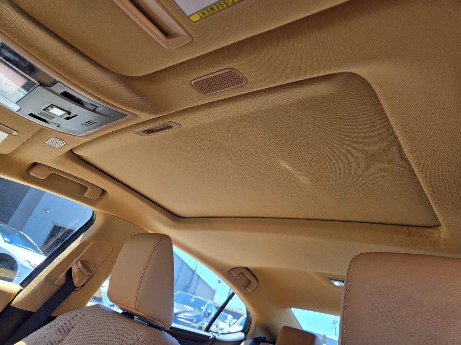 Certified 2024 Lexus ES 300h w/ Premium Package FWD image 11
